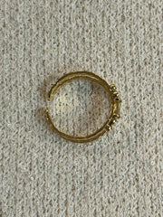 Textured diamante adjustable ring