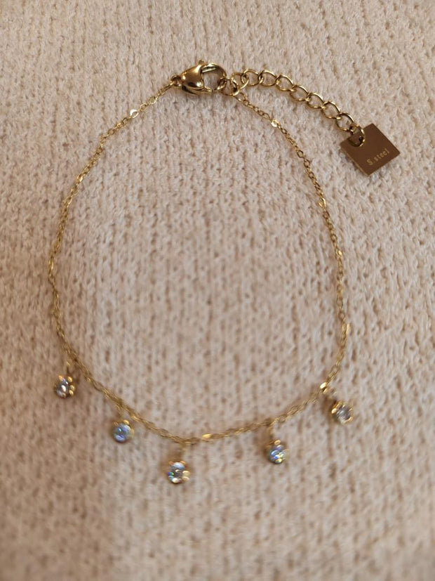 Multi diamante circle bracelet