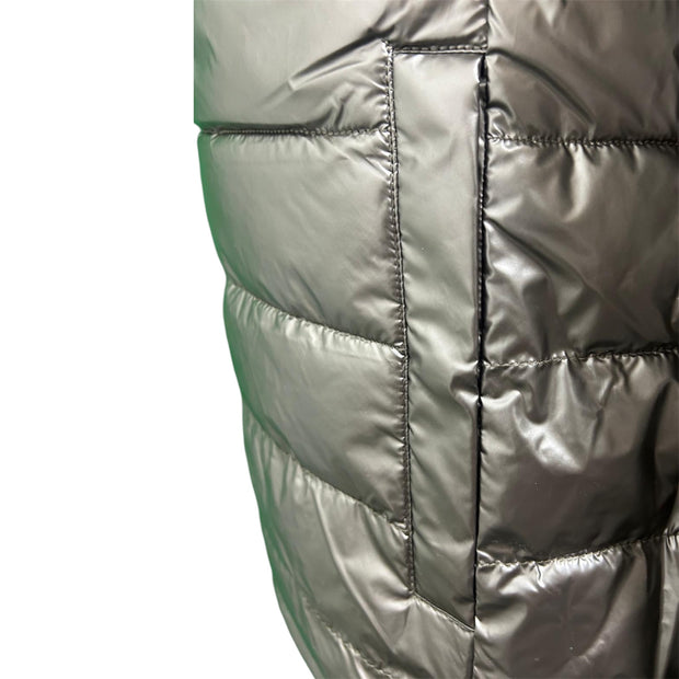 Reversible puffer jacket